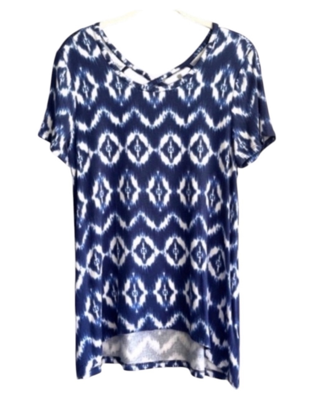 Sunday Short Sleeve Laced back Tunic Top Geometric Print Blue White Size XS